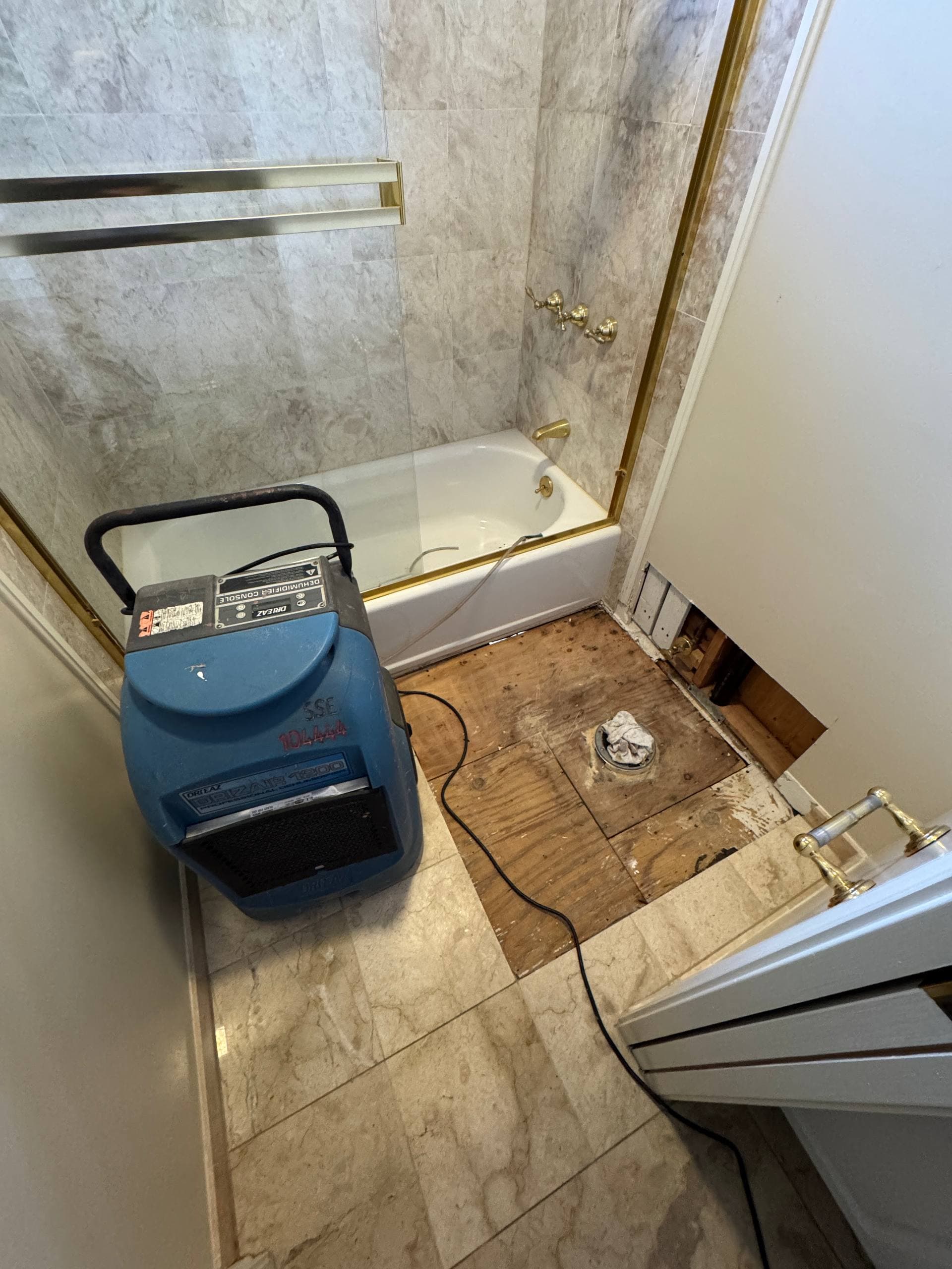 Sewage Cleanup & Sanitization